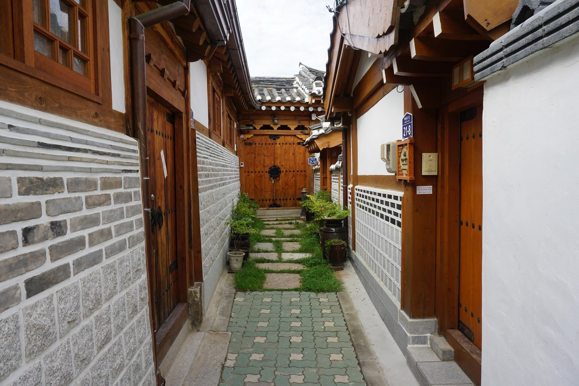 Han Hanok Guesthouse โซล ภายนอก รูปภาพ