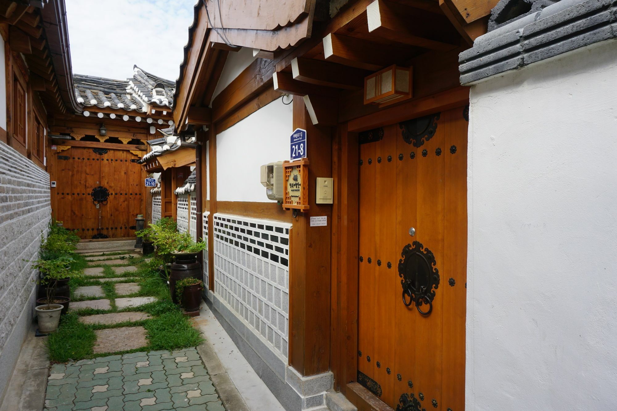 Han Hanok Guesthouse โซล ภายนอก รูปภาพ