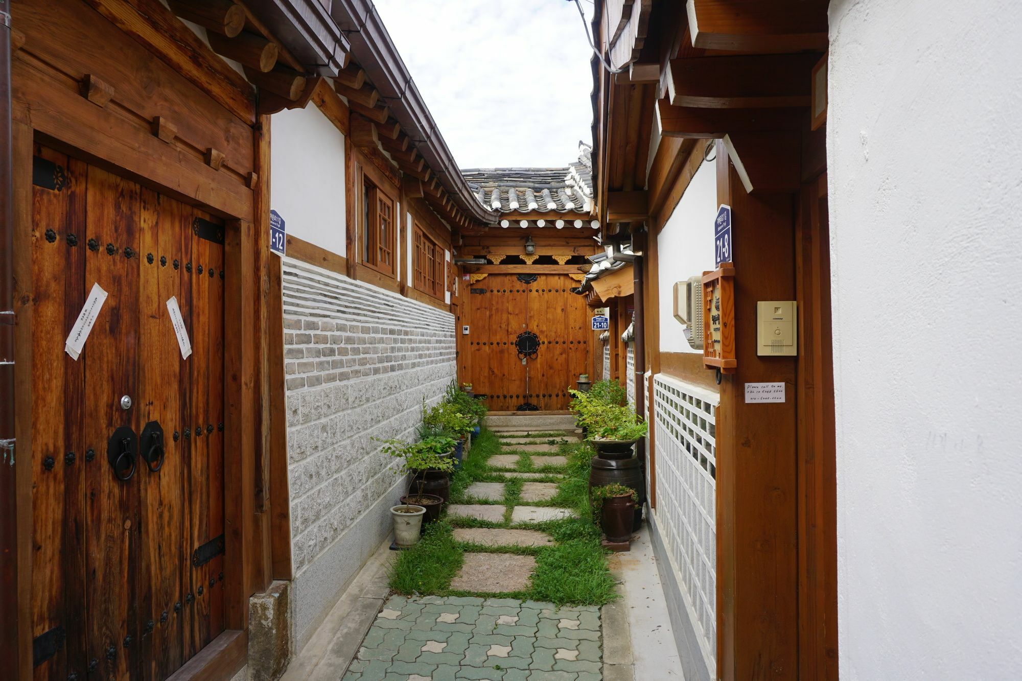 Han Hanok Guesthouse โซล ภายนอก รูปภาพ