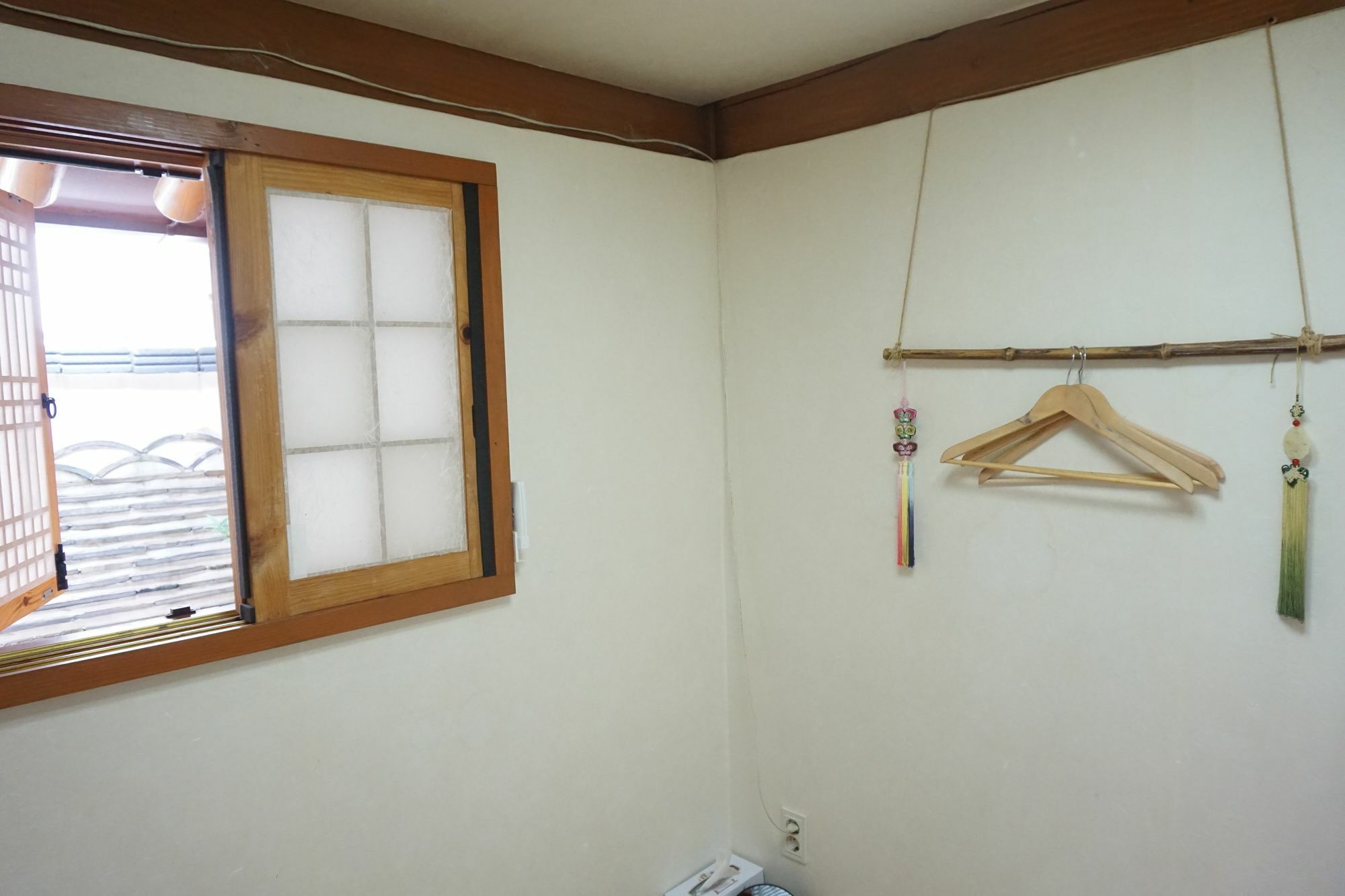 Han Hanok Guesthouse โซล ภายนอก รูปภาพ